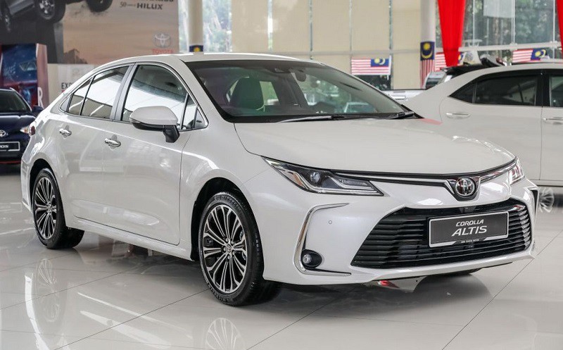  Corolla Altis 2025